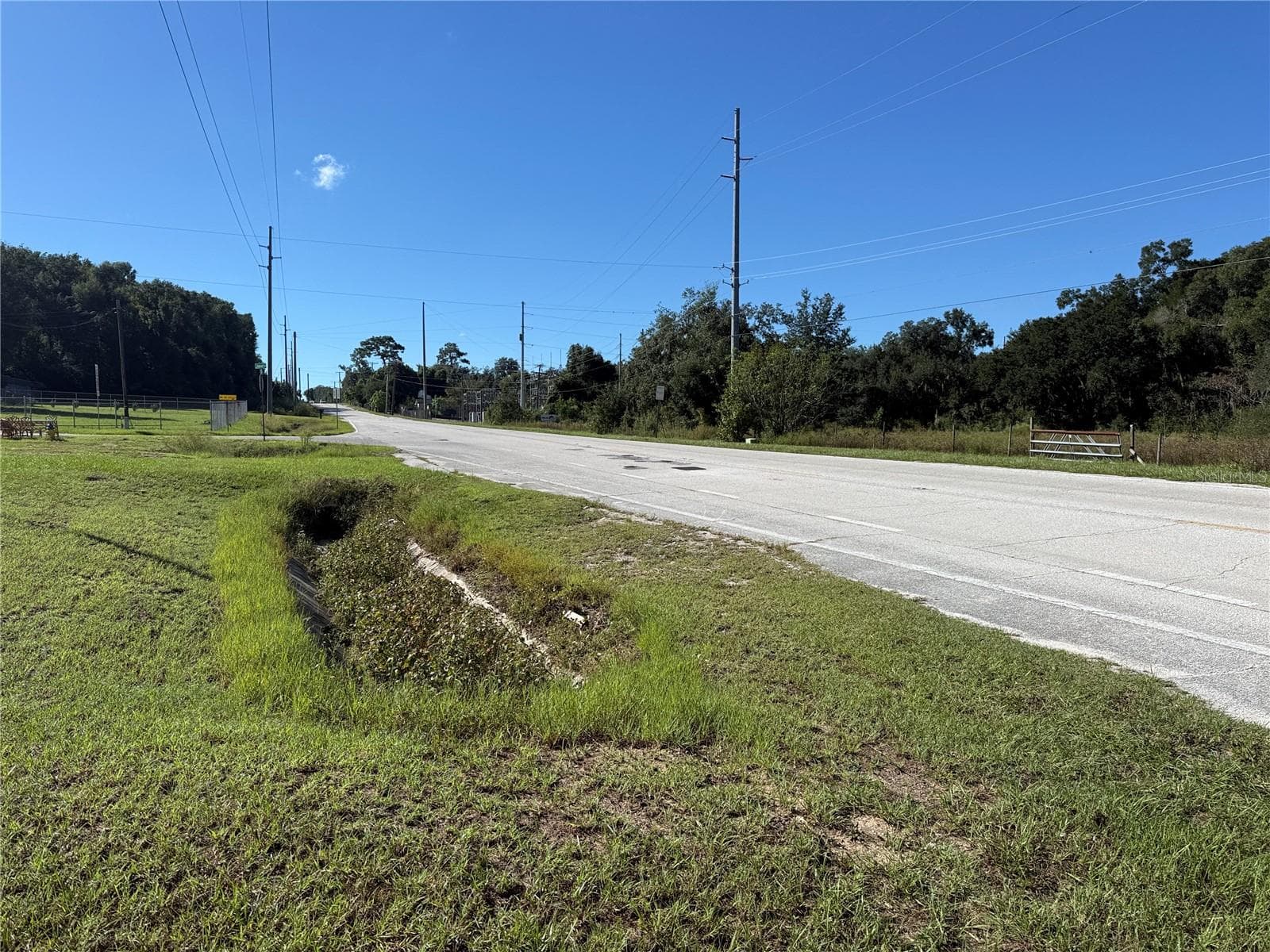 Fort King south - 12152 FORT KING RD, DADE CITY