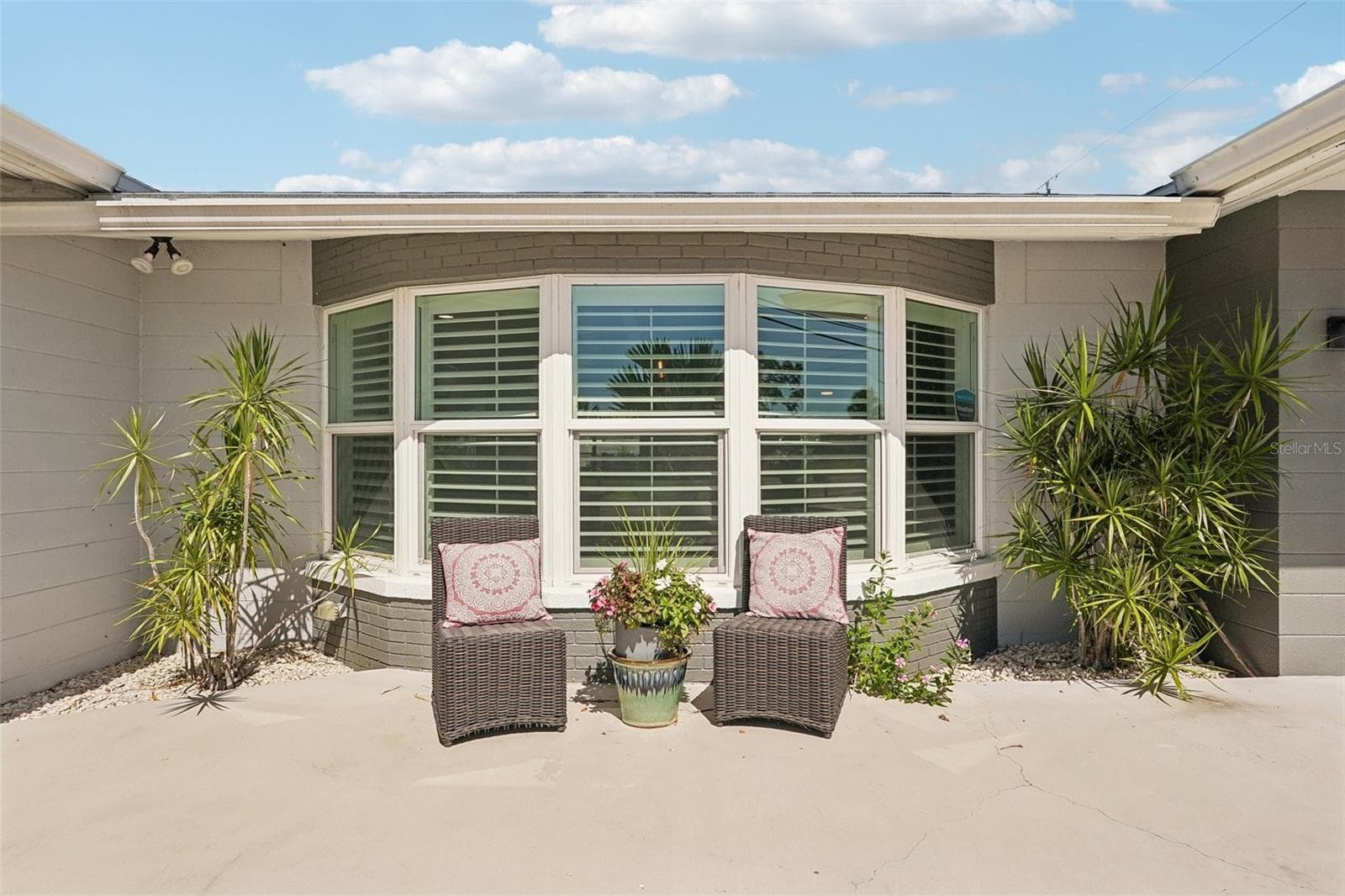 Single Family Residence at 365 SHAMROCK BLVD, VENICE, photo 6 of 64