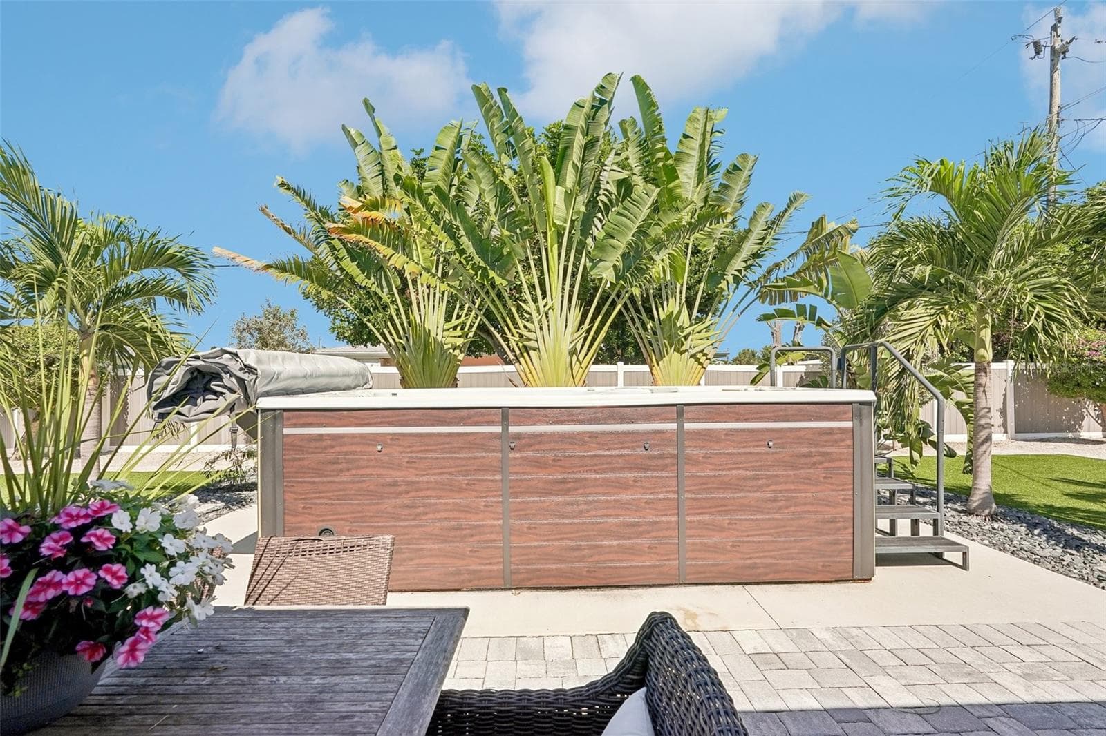 Single Family Residence at 365 SHAMROCK BLVD, VENICE, photo 54 of 64
