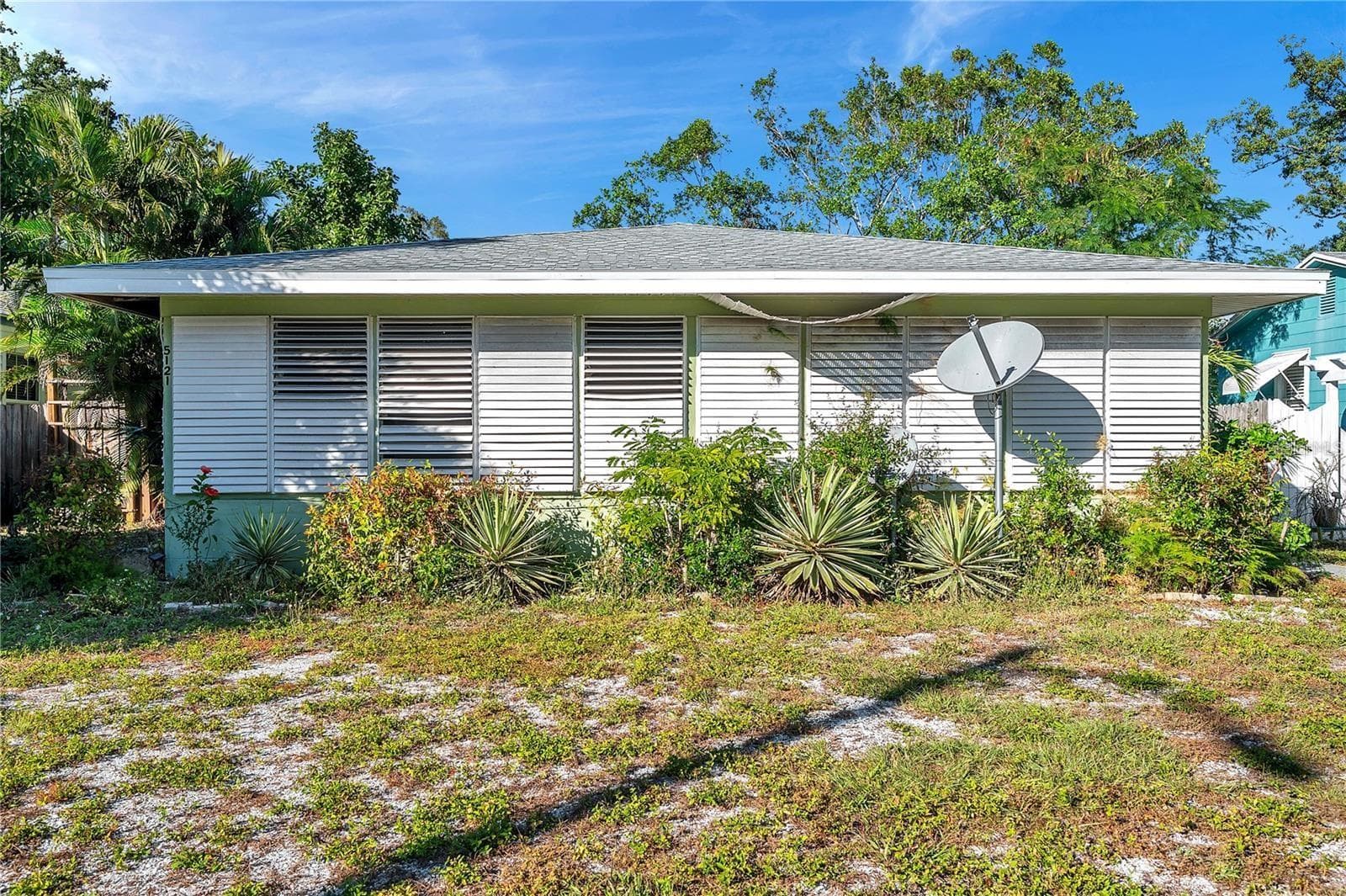 Quadruplex at 5115 28TH AVE S, GULFPORT, photo 3 of 31