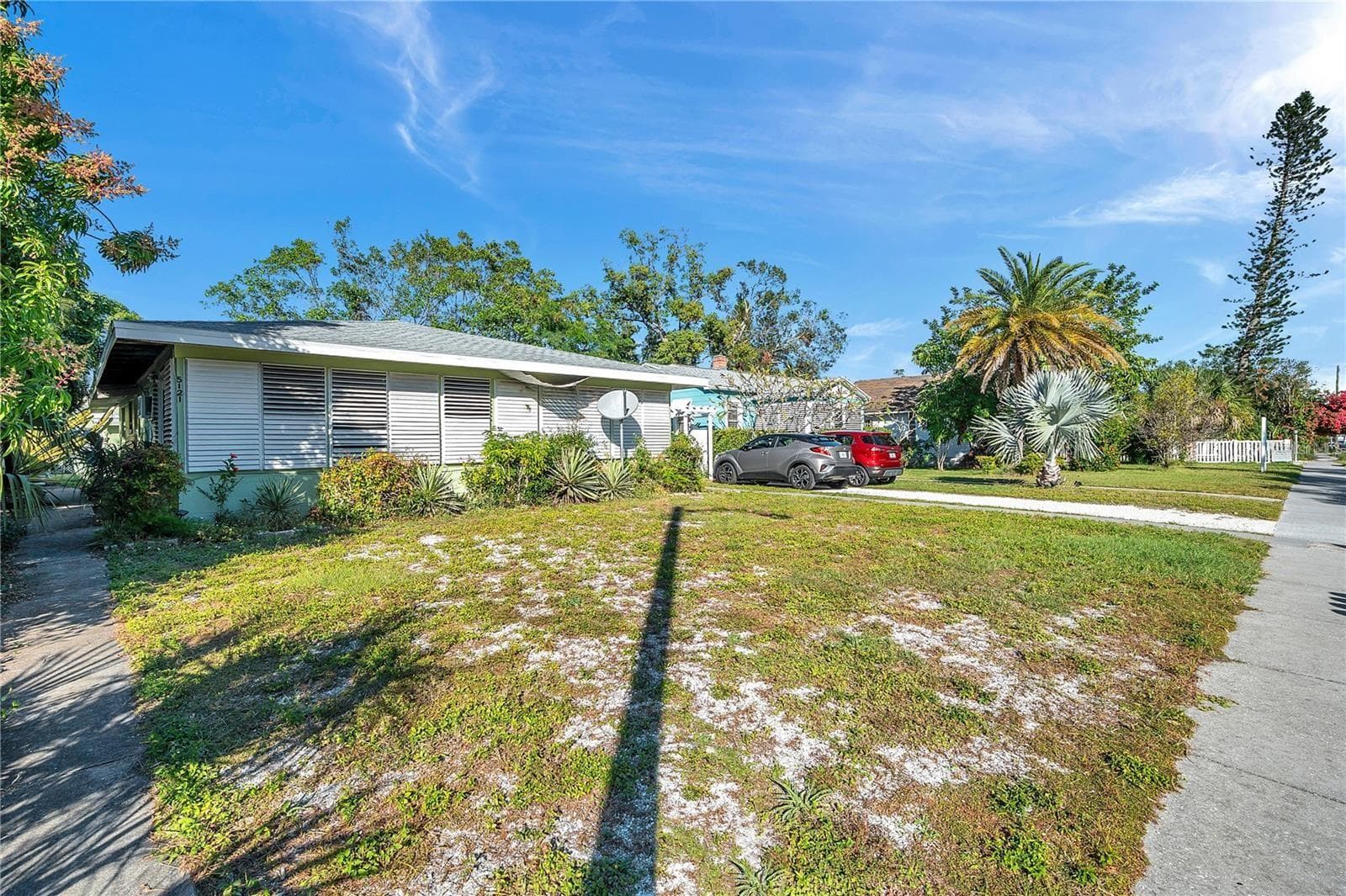 Quadruplex at 5115 28TH AVE S, GULFPORT, photo 5 of 31