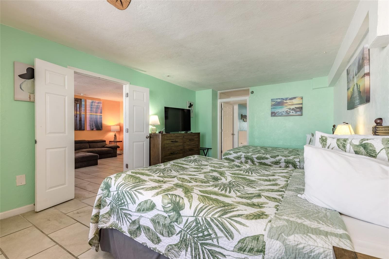 Condo - Hotel at 313 S ATLANTIC AVE #4200, DAYTONA BEACH, photo 16 of 41