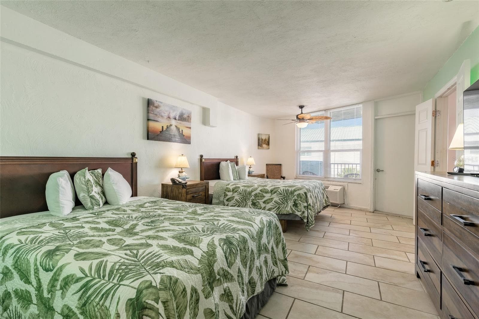 Condo - Hotel at 313 S ATLANTIC AVE #4200, DAYTONA BEACH, photo 18 of 41