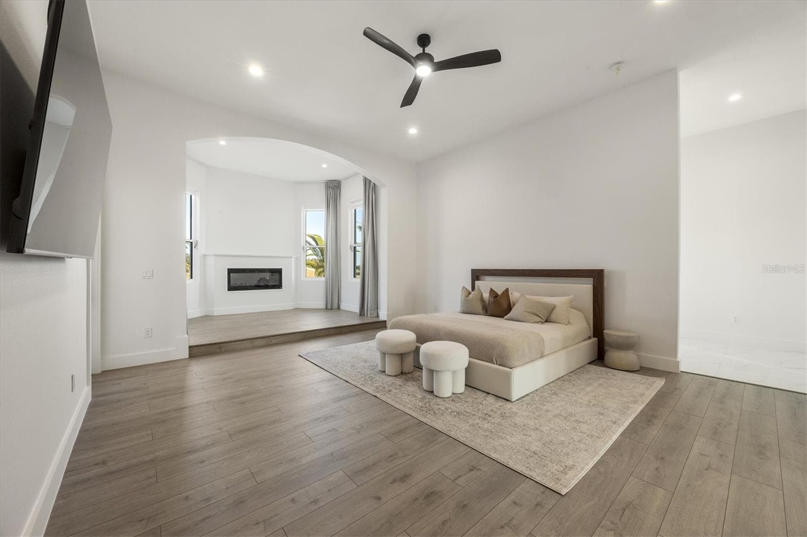 Single Family Residence at 14325 MJ RD, MYAKKA CITY, photo 11 of 46