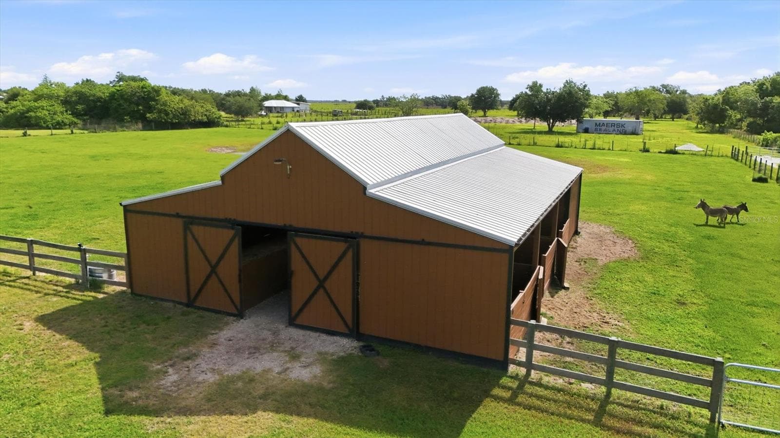 Single Family Residence at 14325 MJ RD, MYAKKA CITY, photo 39 of 46