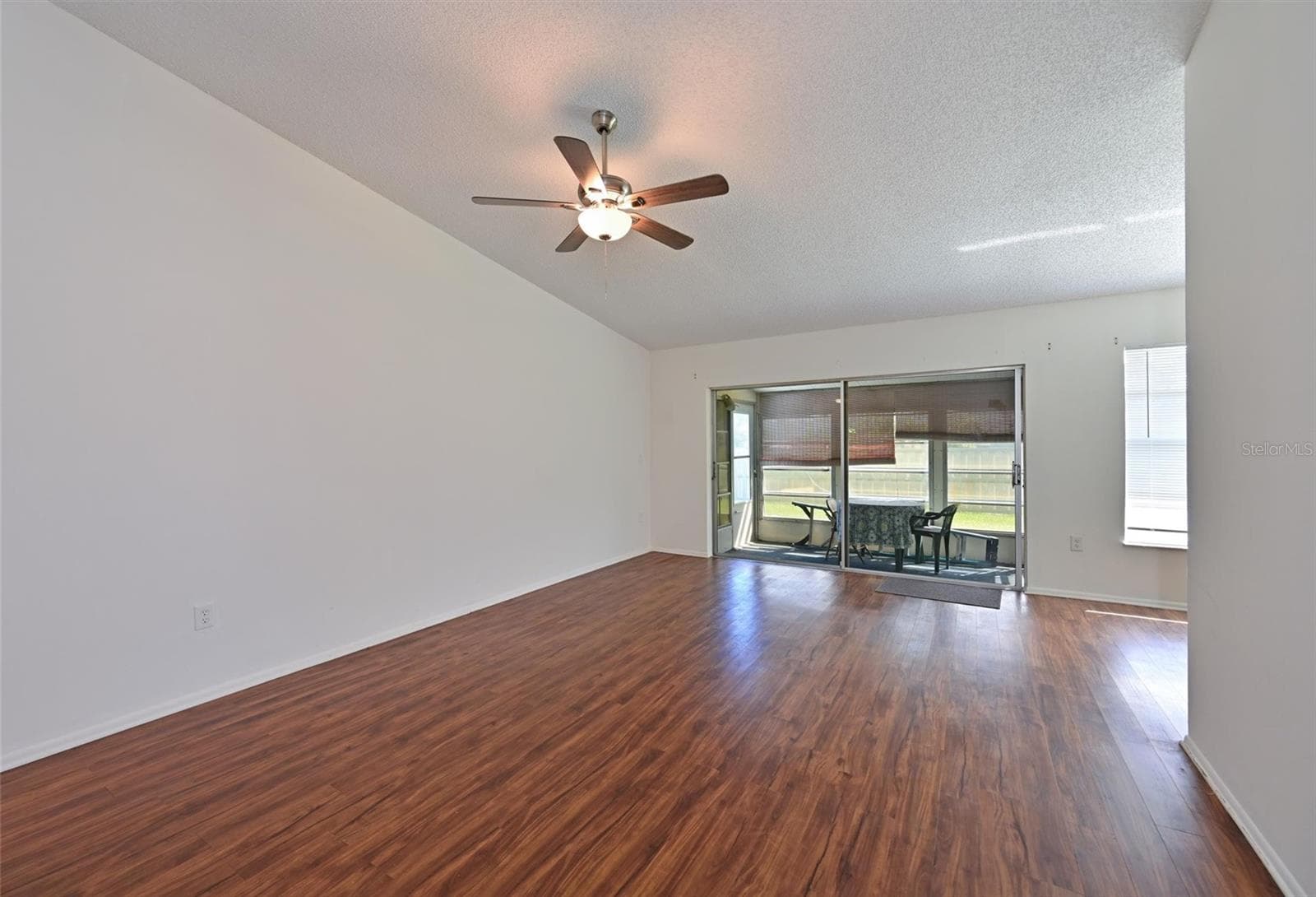Villa at 3401 36TH ST W, BRADENTON, photo 4 of 39