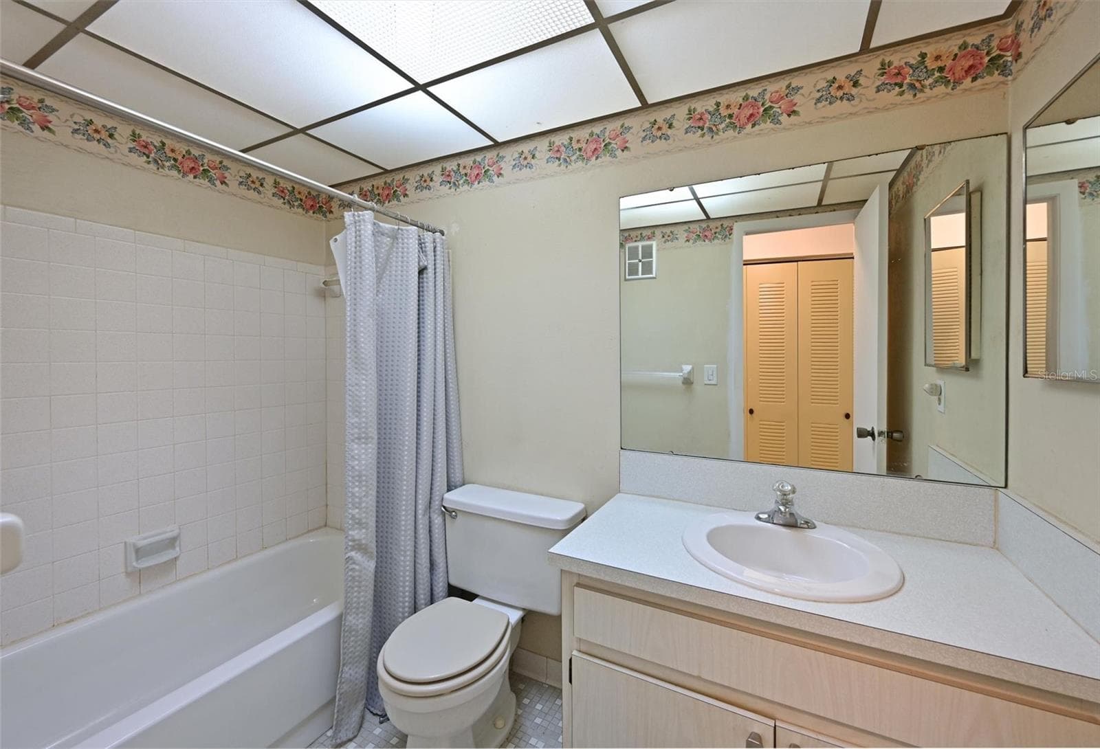Villa at 3401 36TH ST W, BRADENTON, photo 17 of 39