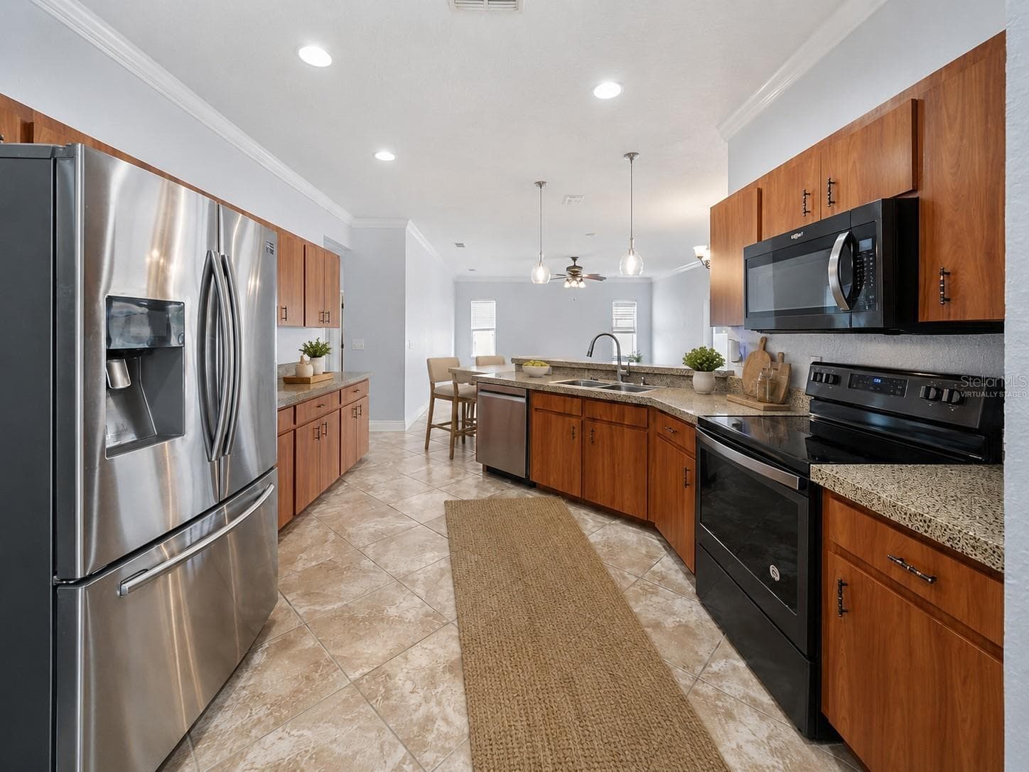 Virtually Staged - 8653 PEBBLEBROOKE WAY, LAKELAND