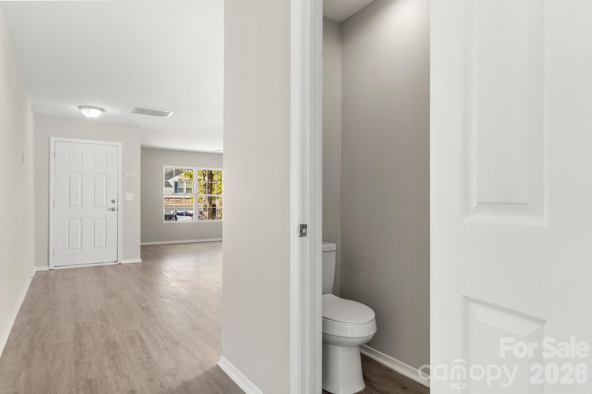 Single Family Residence at 12028 Red Leaf Drive, Charlotte, photo 18 of 46