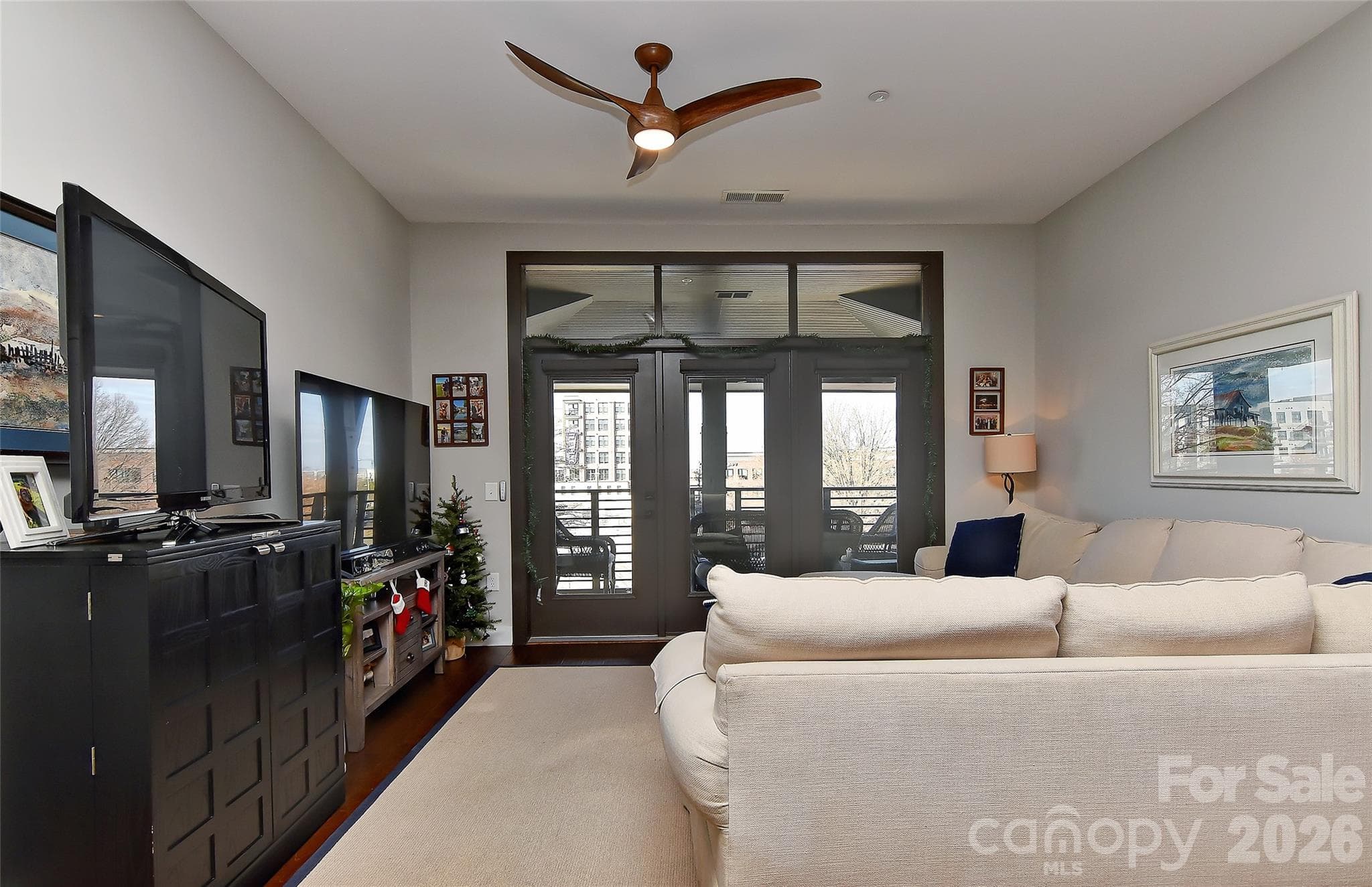 Condominium at 2401 Euclid Avenue, Charlotte, photo 8 of 52
