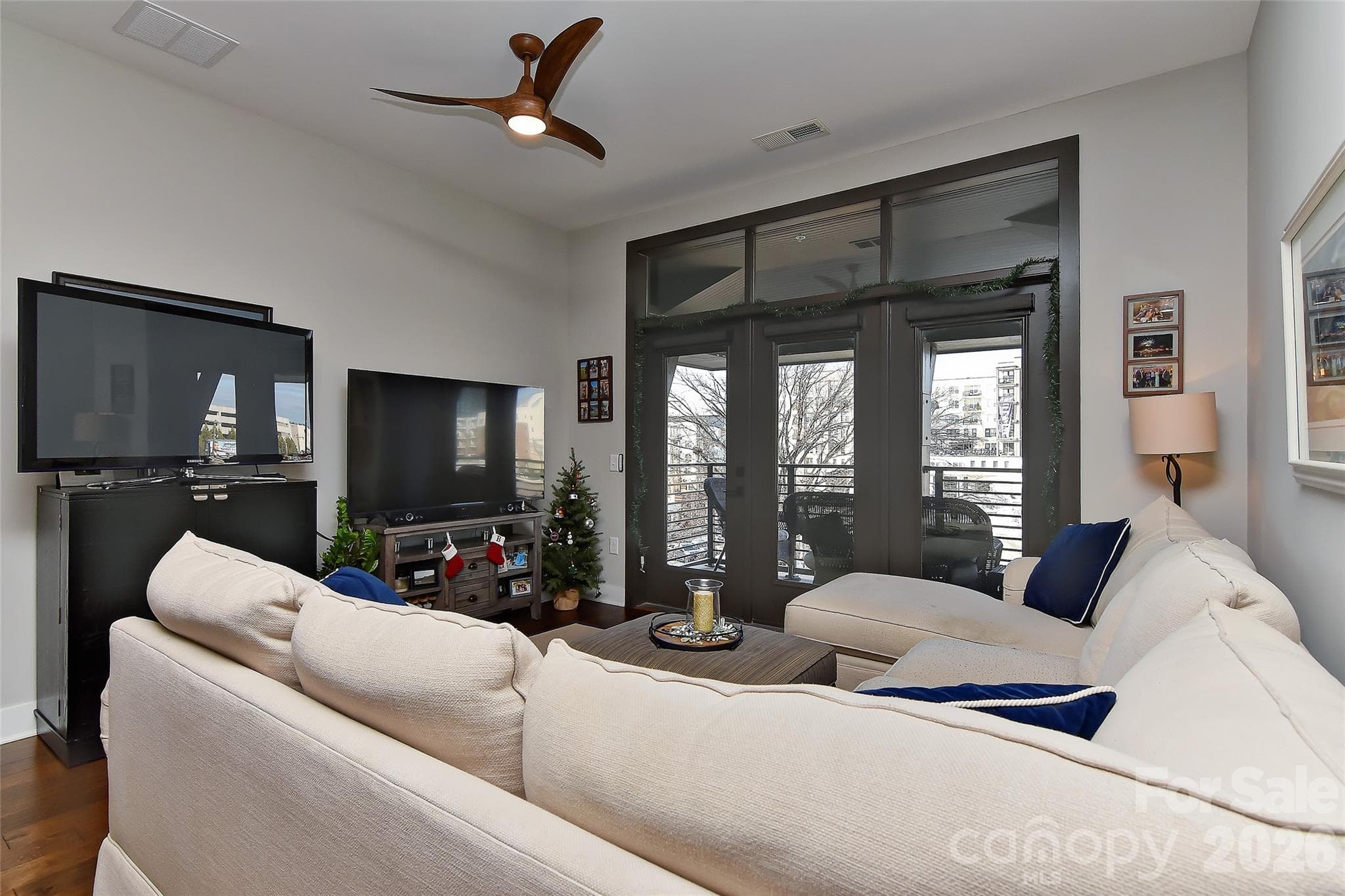 Condominium at 2401 Euclid Avenue, Charlotte, photo 20 of 52