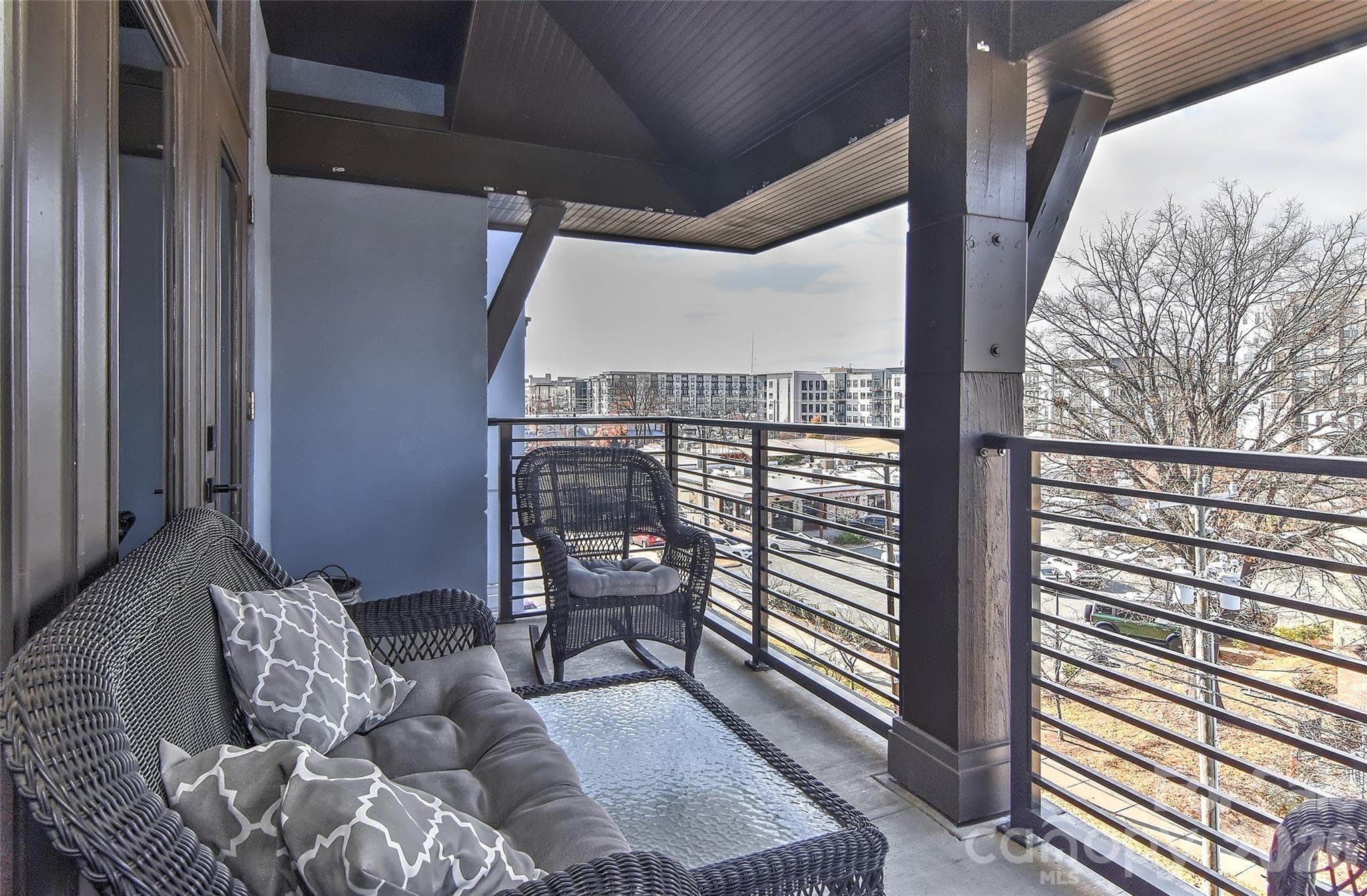 Condominium at 2401 Euclid Avenue, Charlotte, photo 33 of 52
