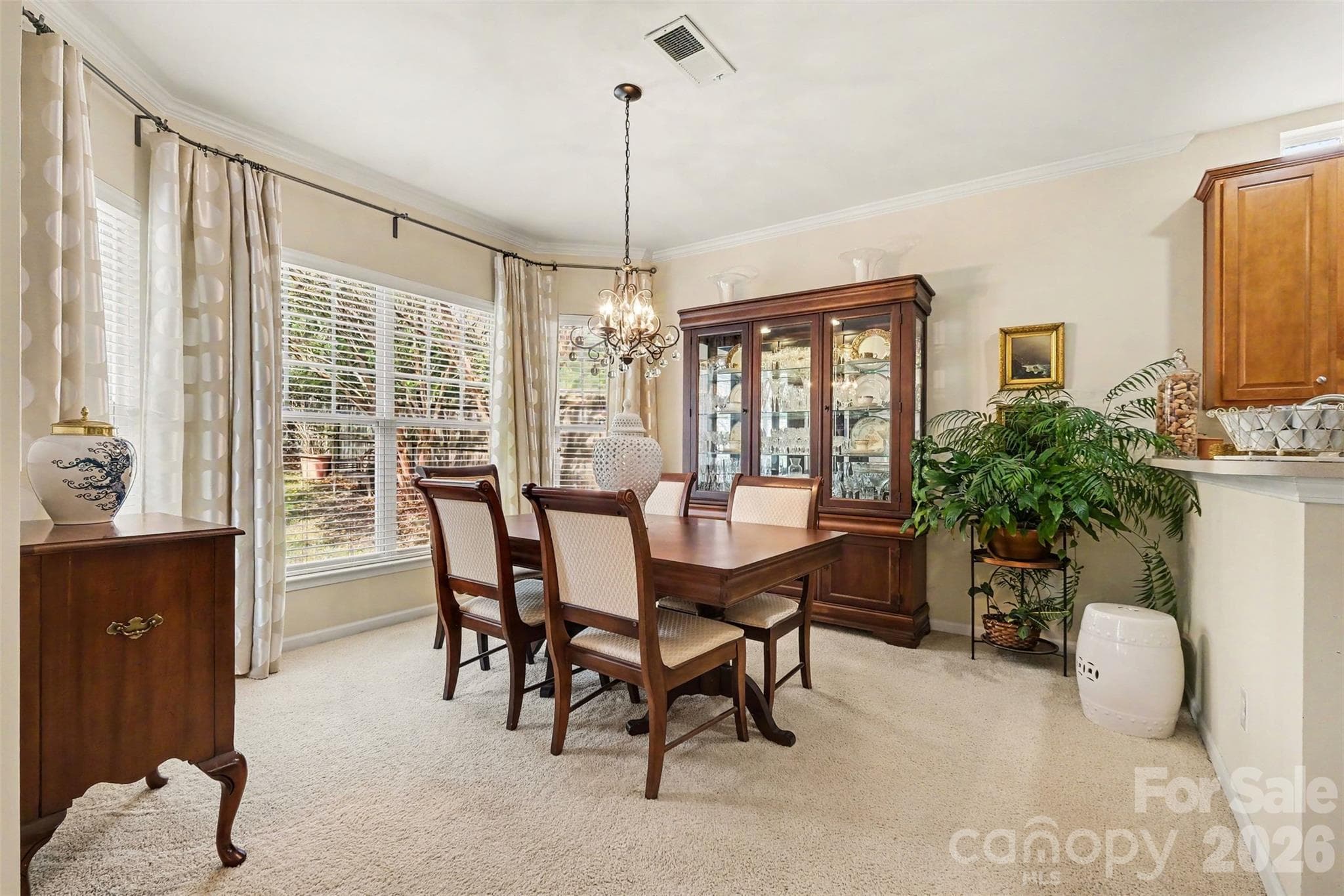 Single Family Residence at 1727 Crabapple Tree Lane, Charlotte, photo 9 of 40
