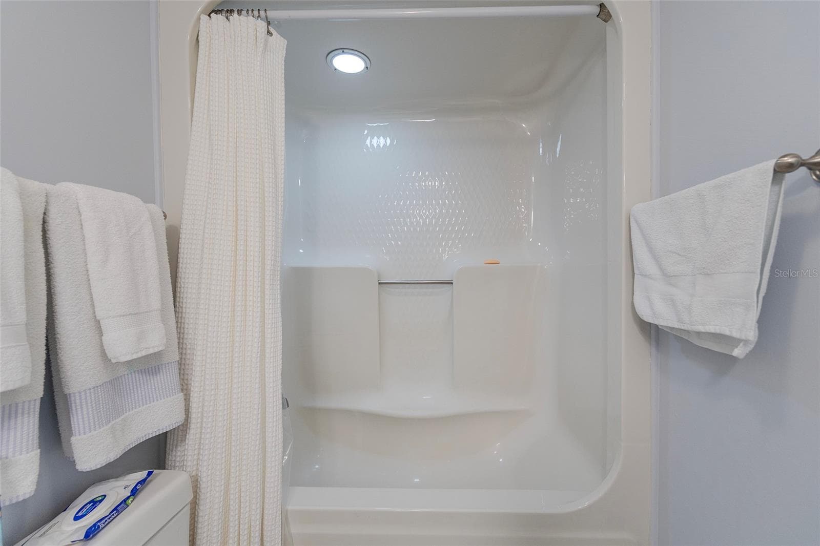 Condominium at 3013 S ATLANTIC AVE #4020, DAYTONA BEACH SHORES, photo 13 of 66