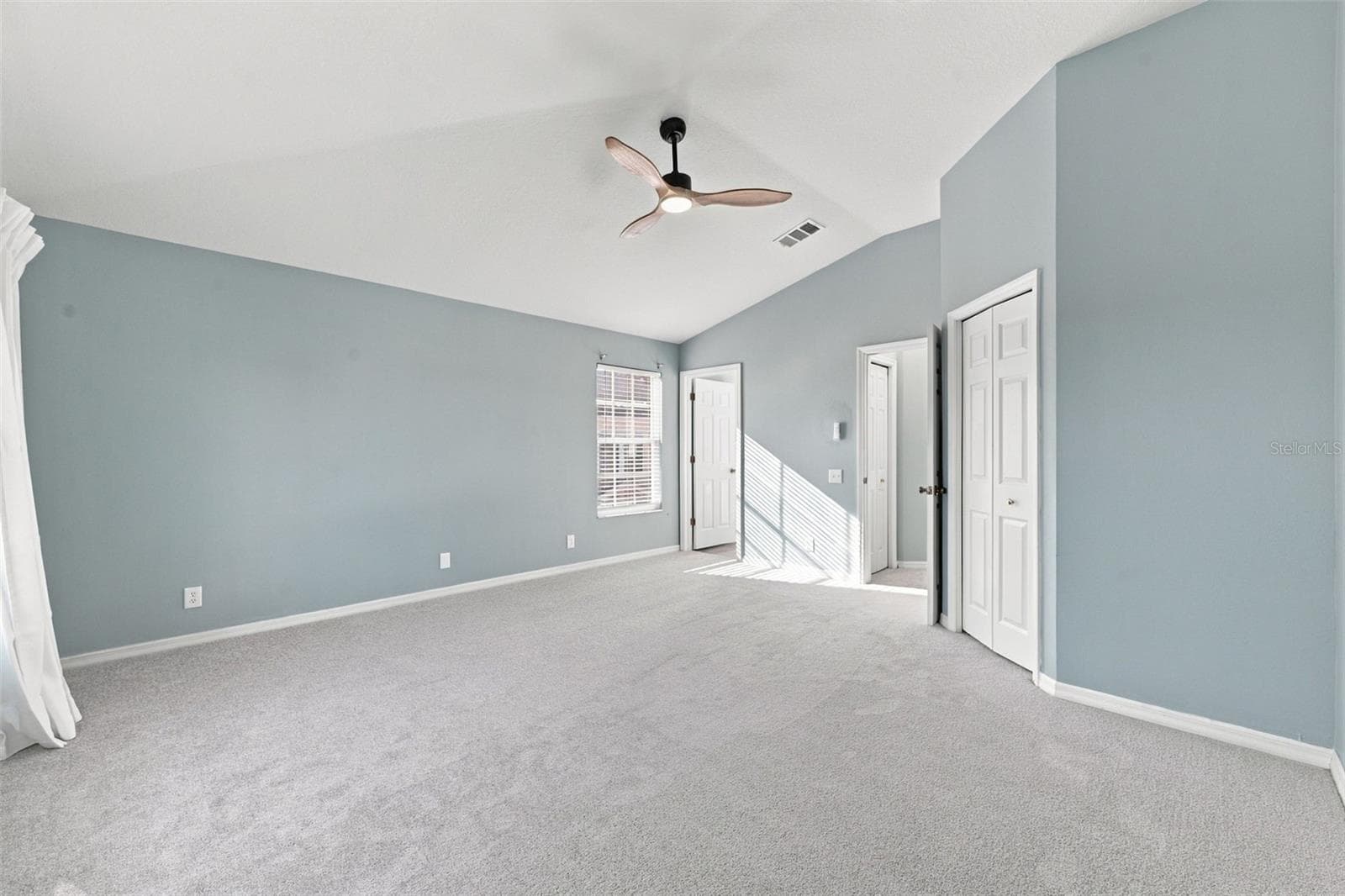 Primary Bedroom - 2555 NEWBERN DR, CLEARWATER