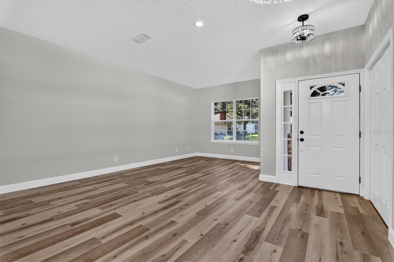 Single Family Residence at 10617 MASTERS DR, CLERMONT, photo 8 of 42