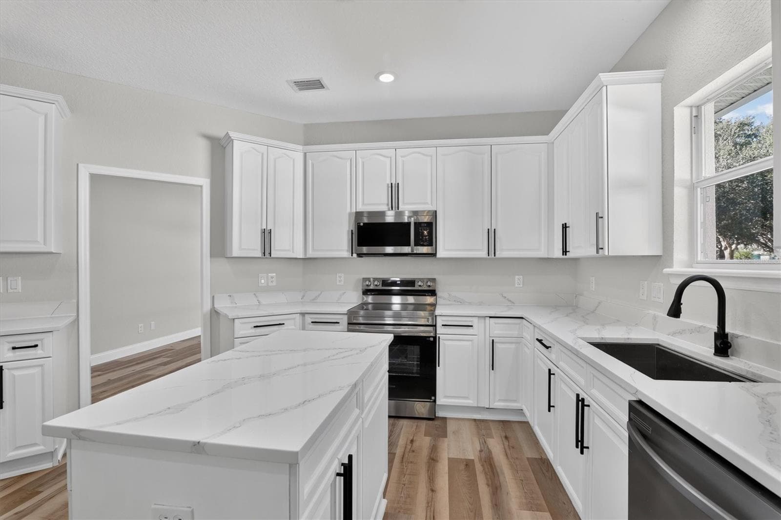 Single Family Residence at 10617 MASTERS DR, CLERMONT, photo 11 of 42
