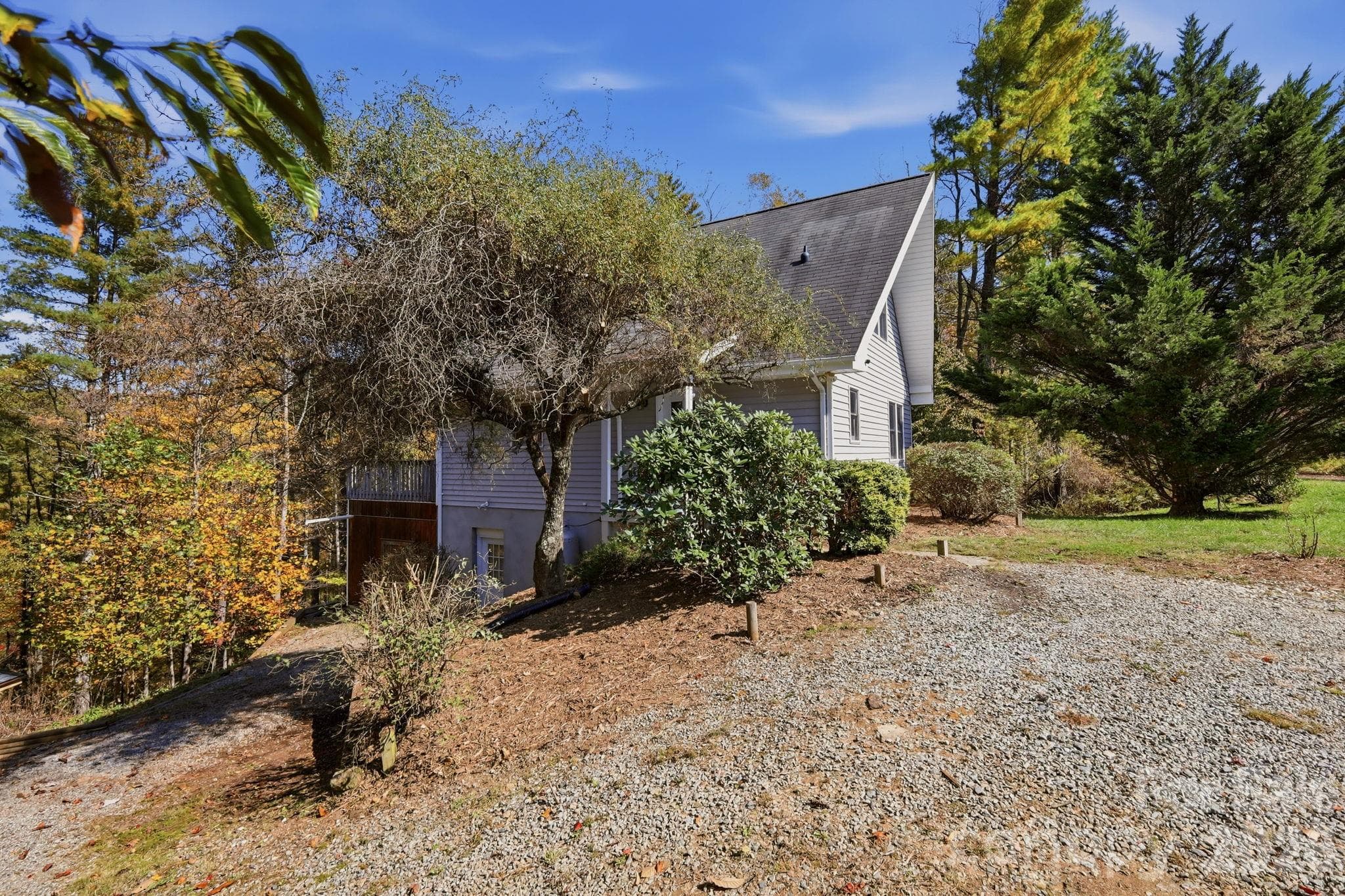 Front View - 610 Alpine Way, Todd