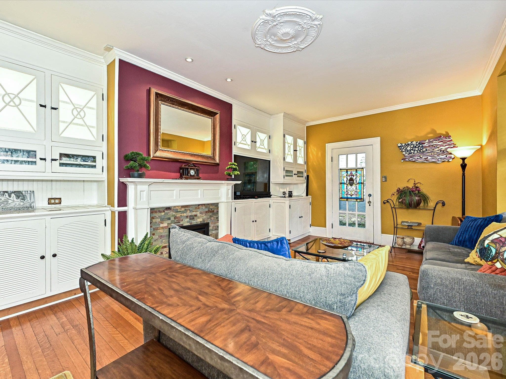 Single Family Residence at 1532 The Plaza, Charlotte, photo 6 of 37
