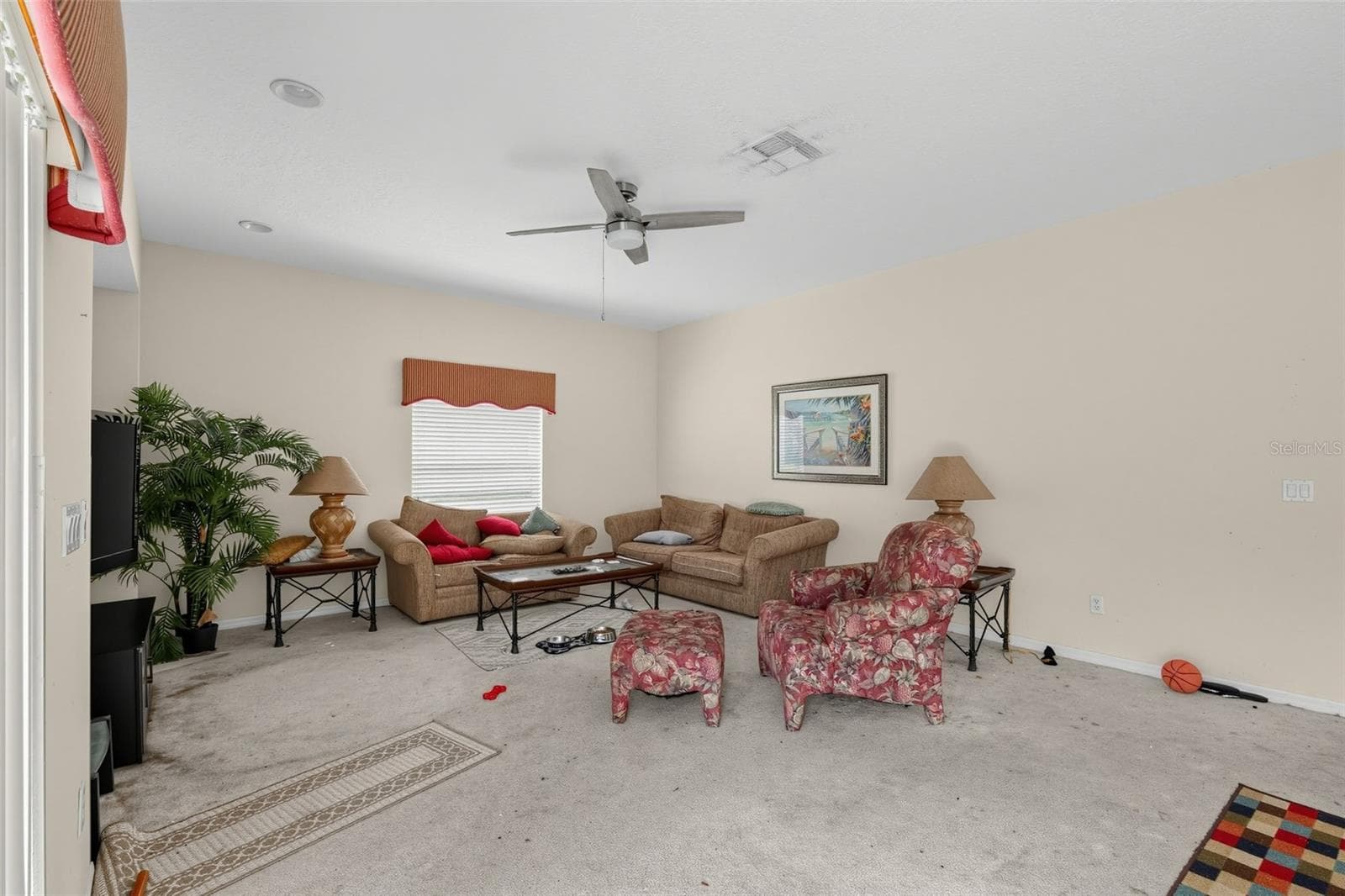 Single Family Residence at 913 HENLEY CIR, DAVENPORT, photo 11 of 27