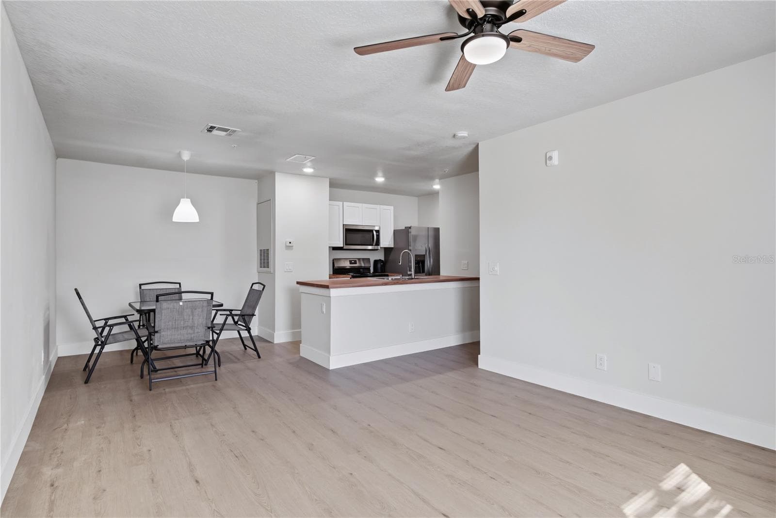 Condominium at 3024 PARKWAY BLVD #304, KISSIMMEE, photo 4 of 27