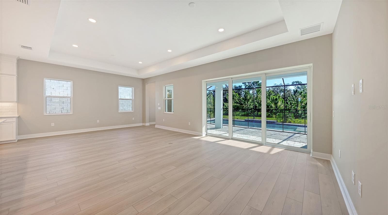 Single Family Residence at 10130 CRYSTAL ISLES CIR, SARASOTA, photo 24 of 48