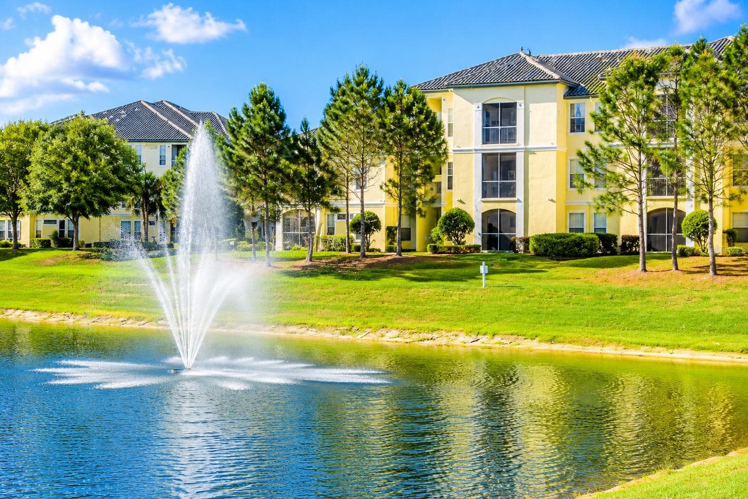 Fountain - 8815 DUNES CT #105, KISSIMMEE