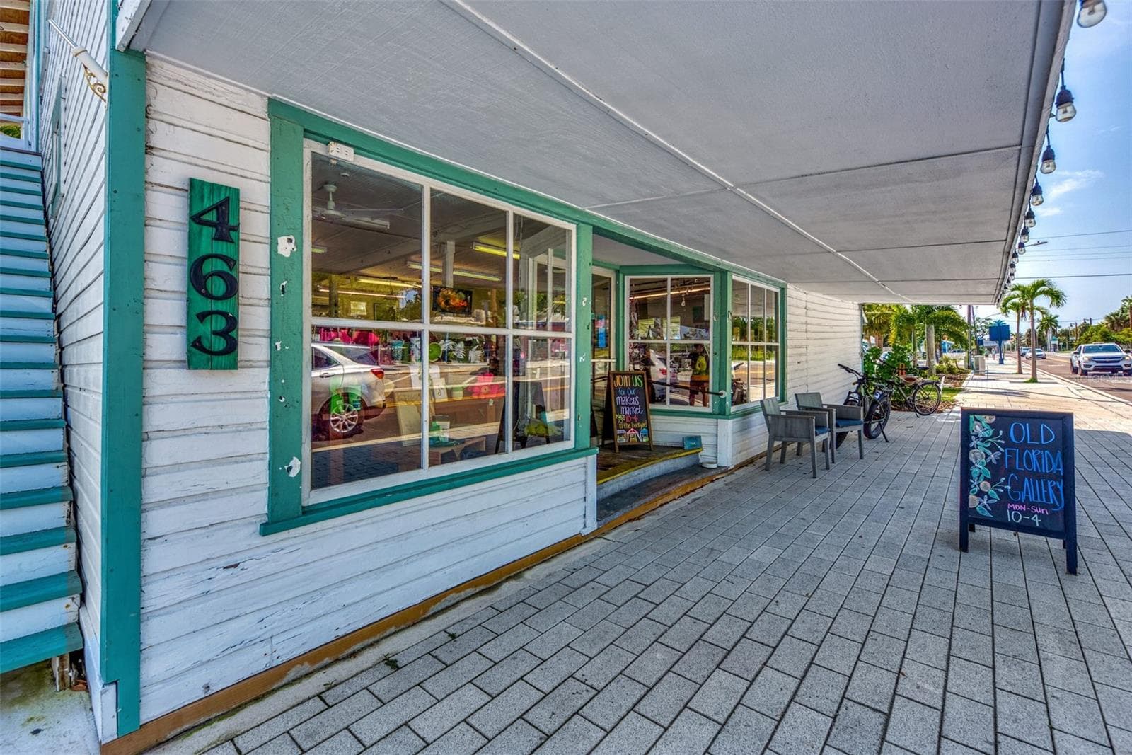 Historic Dearborn Street - 1545 BARBARA PL, ENGLEWOOD