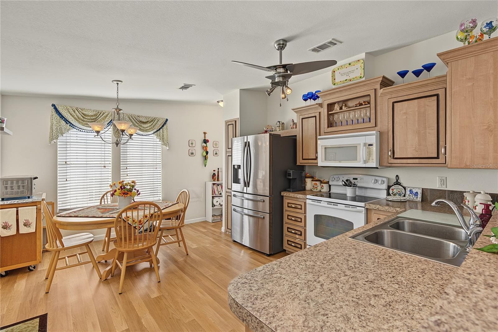 Manufactured Home at 37633 COREY LEWIS AVE, ZEPHYRHILLS, photo 3 of 55