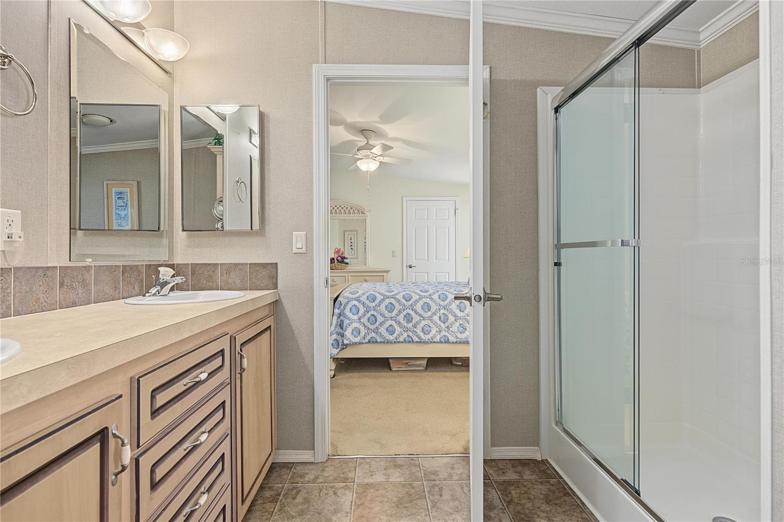 Manufactured Home at 37633 COREY LEWIS AVE, ZEPHYRHILLS, photo 15 of 55