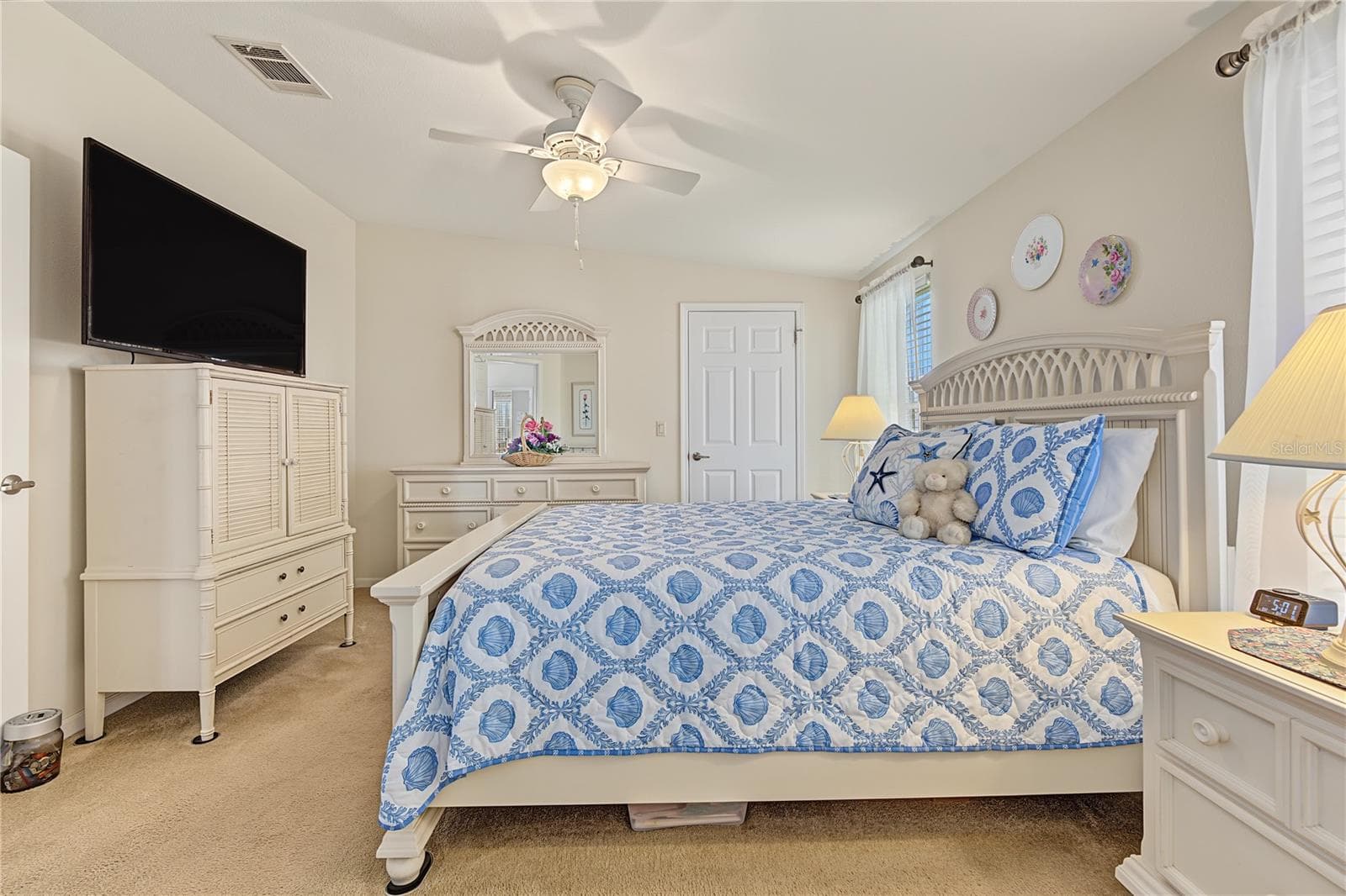 Manufactured Home at 37633 COREY LEWIS AVE, ZEPHYRHILLS, photo 22 of 55