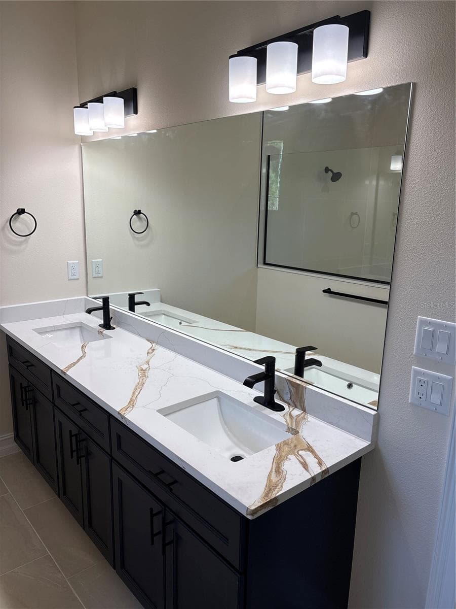Single Family Residence at 13180 US HIGHWAY 441 SE, OKEECHOBEE, photo 6 of 9