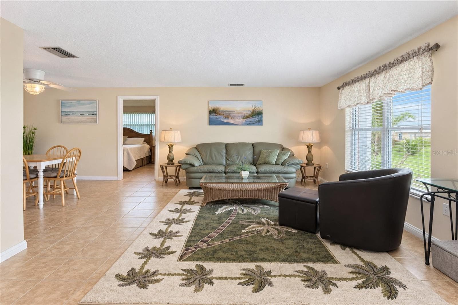 Living Room - 21 OAKWOOD DR N #21, ENGLEWOOD