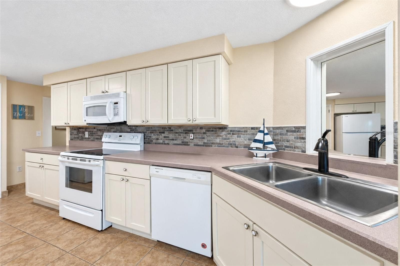Kitchen - 21 OAKWOOD DR N #21, ENGLEWOOD