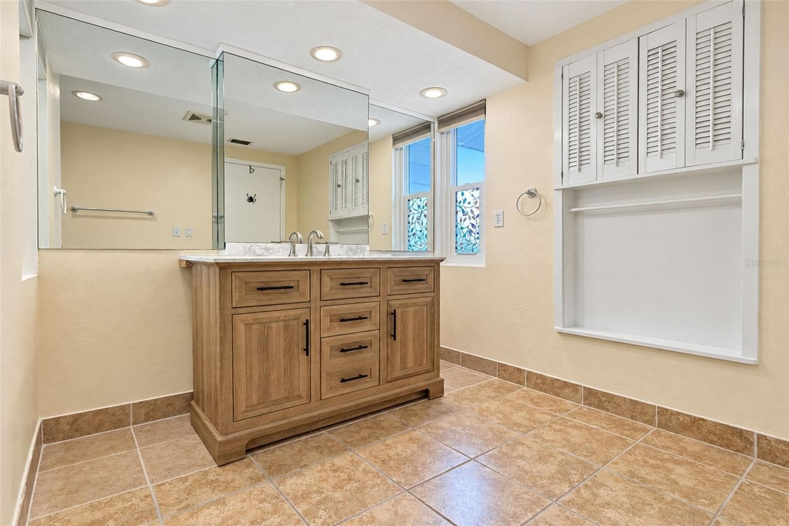 Primary Bathroom - 21 OAKWOOD DR N #21, ENGLEWOOD