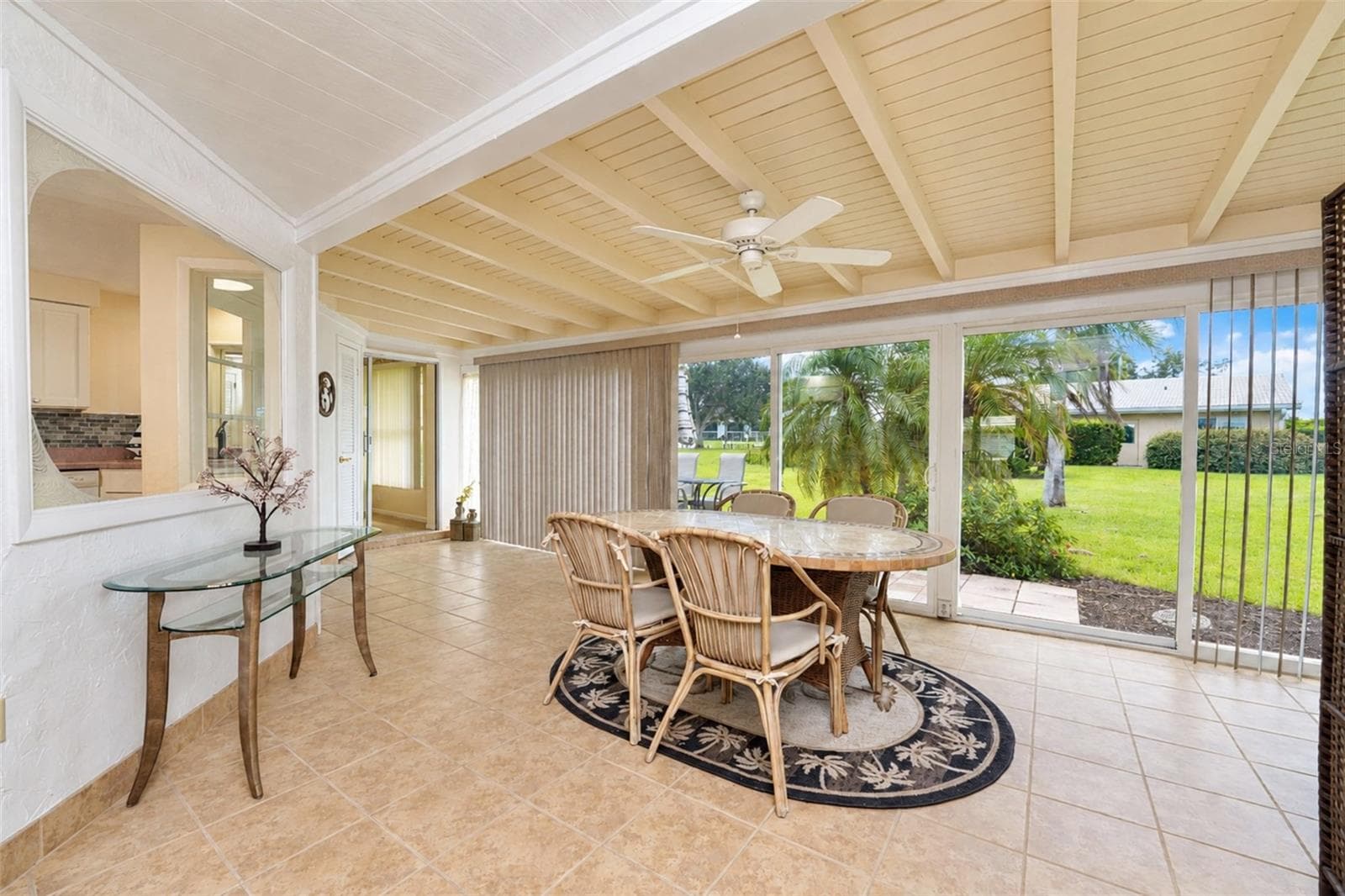 Florida Room - 21 OAKWOOD DR N #21, ENGLEWOOD