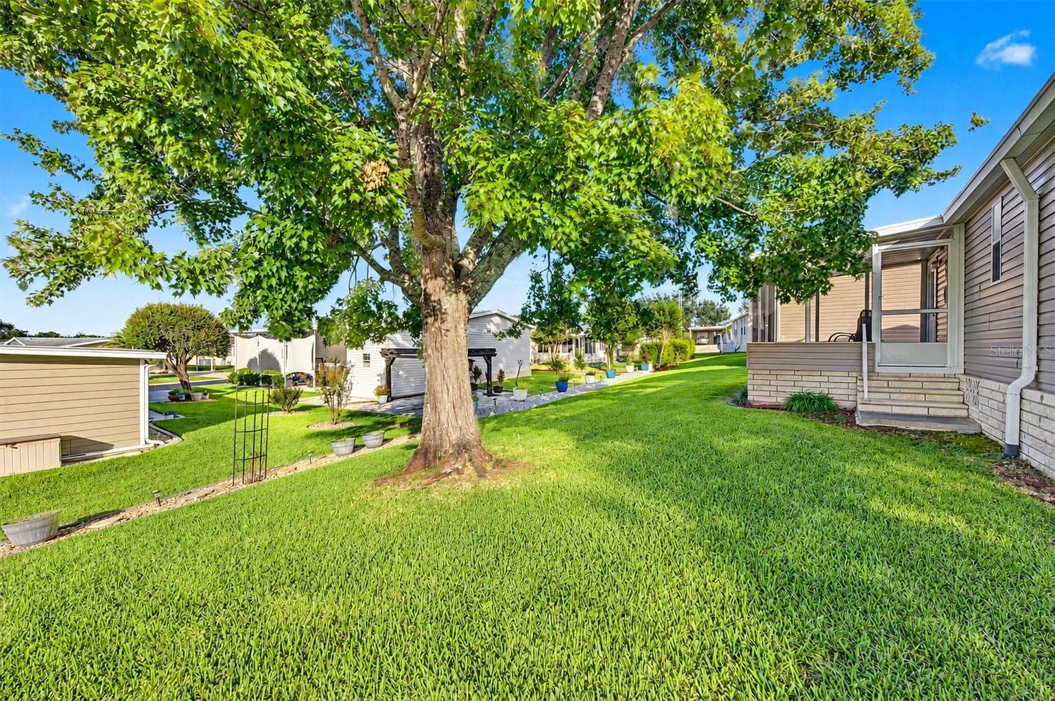 Manufactured Home at 37633 COREY LEWIS AVE, ZEPHYRHILLS, photo 34 of 55