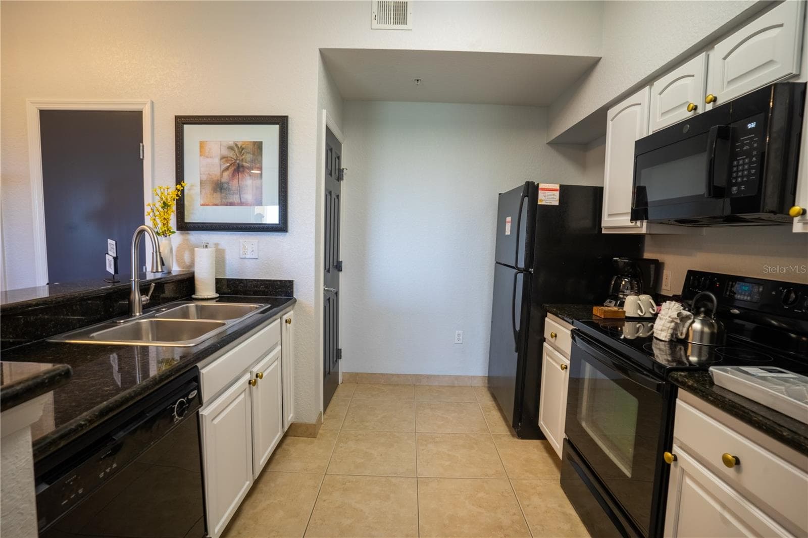 Condo - Hotel at 8125 RESORT VILLAGE DR #5903, ORLANDO, photo 12 of 44