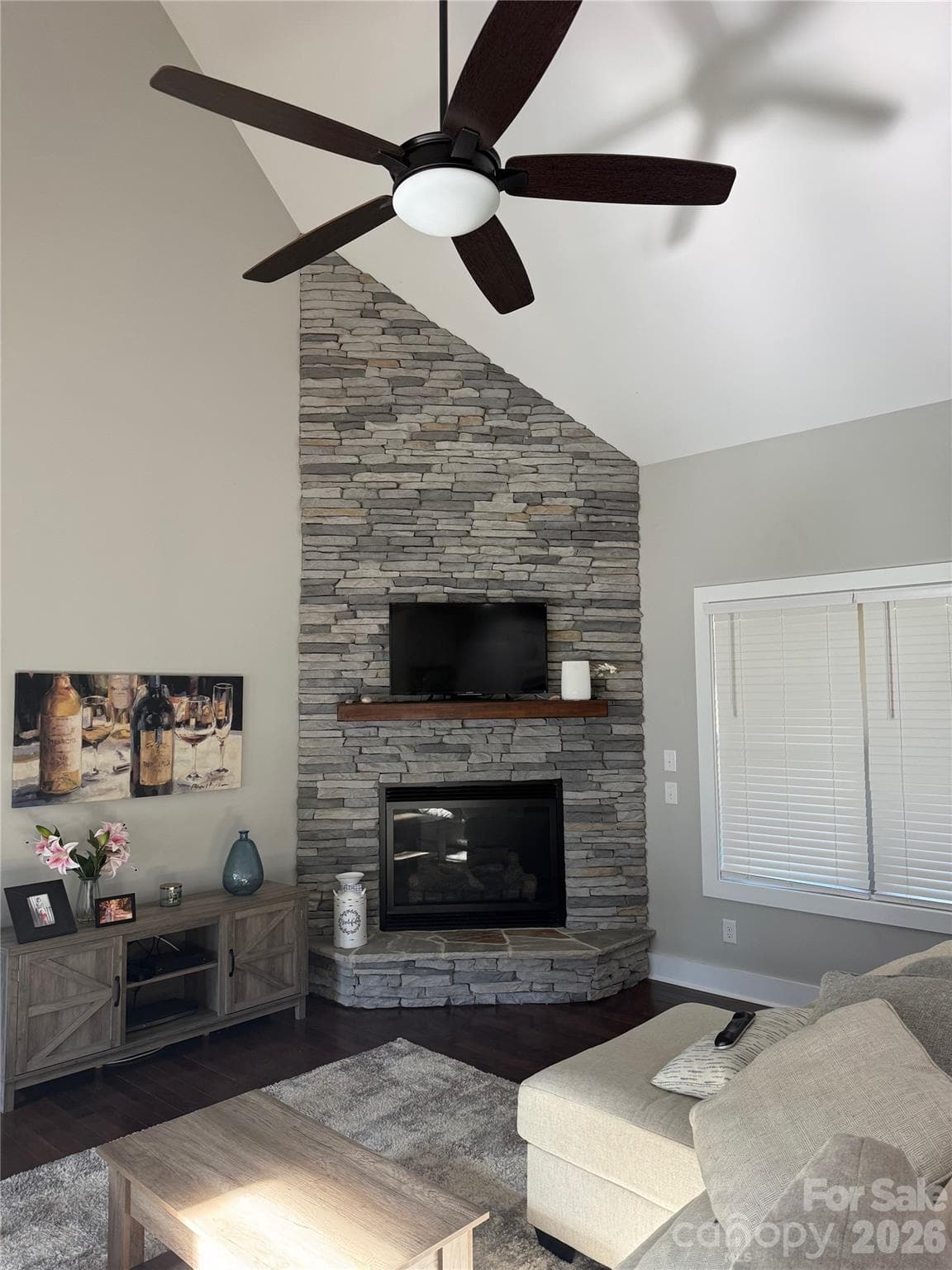 Single Family Residence at 3704 9th Street Court NE, Hickory, photo 5 of 16