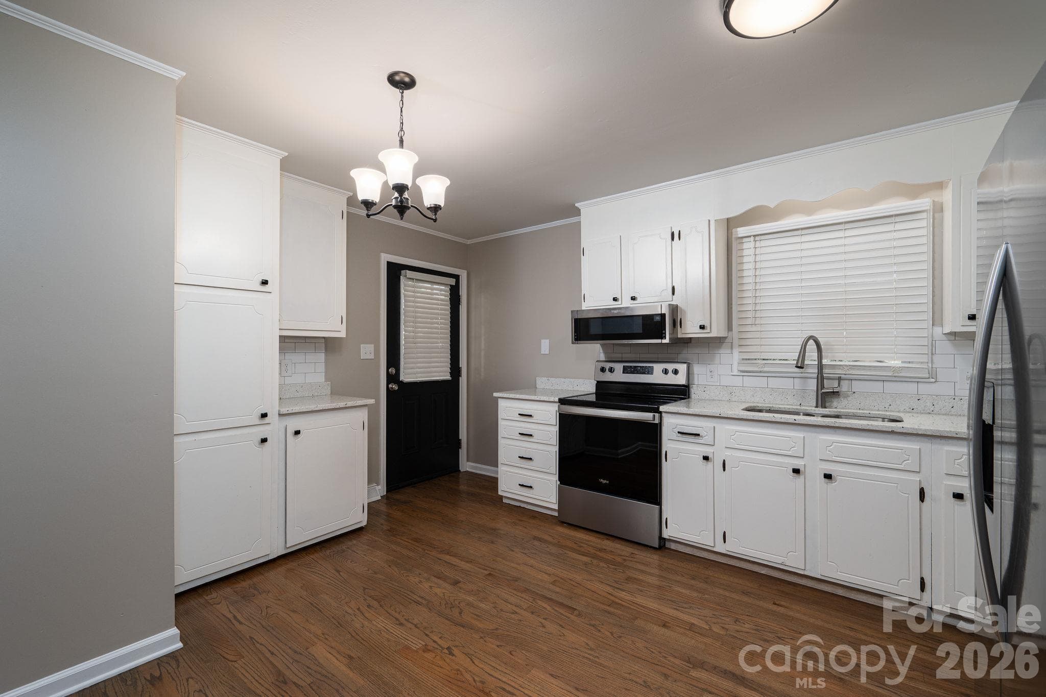 Single Family Residence at 413 E Klutz Street, Maiden, photo 22 of 38