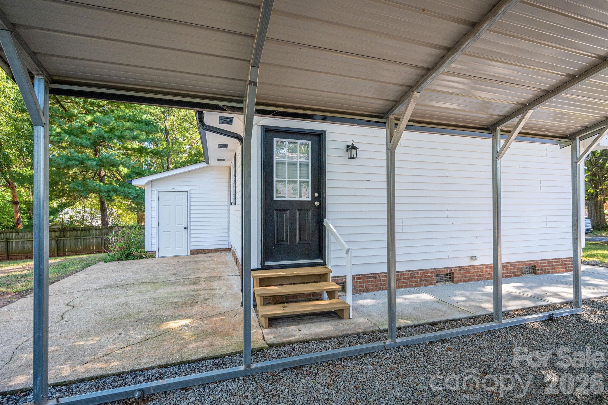 Single Family Residence at 413 E Klutz Street, Maiden, photo 35 of 38
