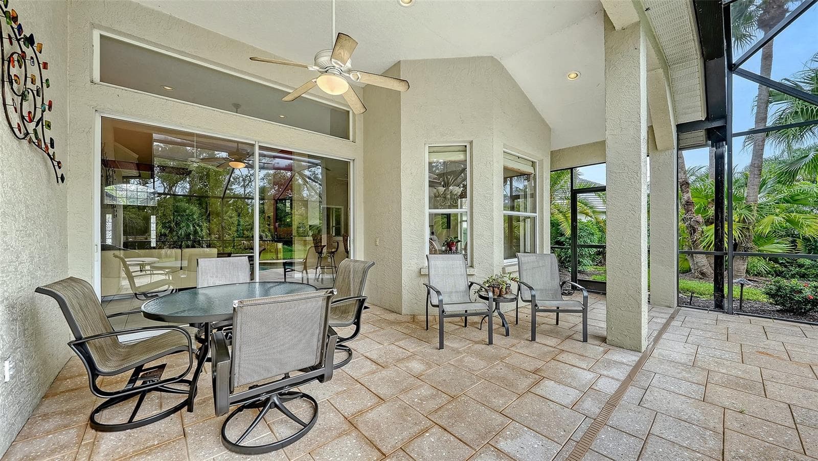 Single Family Residence at 6609 PEBBLE BEACH WAY, LAKEWOOD RANCH, photo 37 of 58