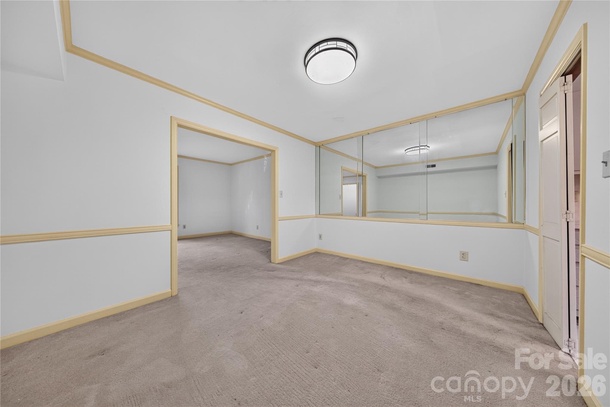 Townhouse at 6869 Dumbarton Drive, Charlotte, photo 5 of 25