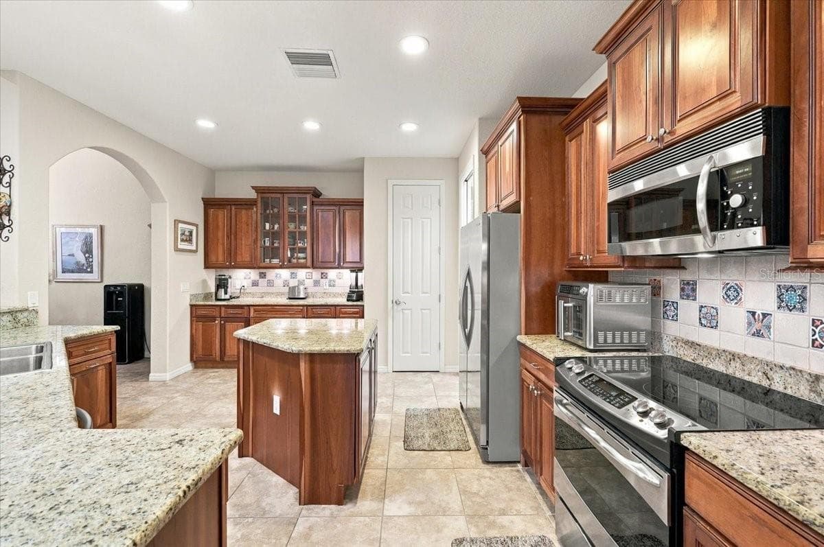 Single Family Residence at 609 SAYGE DR, POLK CITY, photo 15 of 69