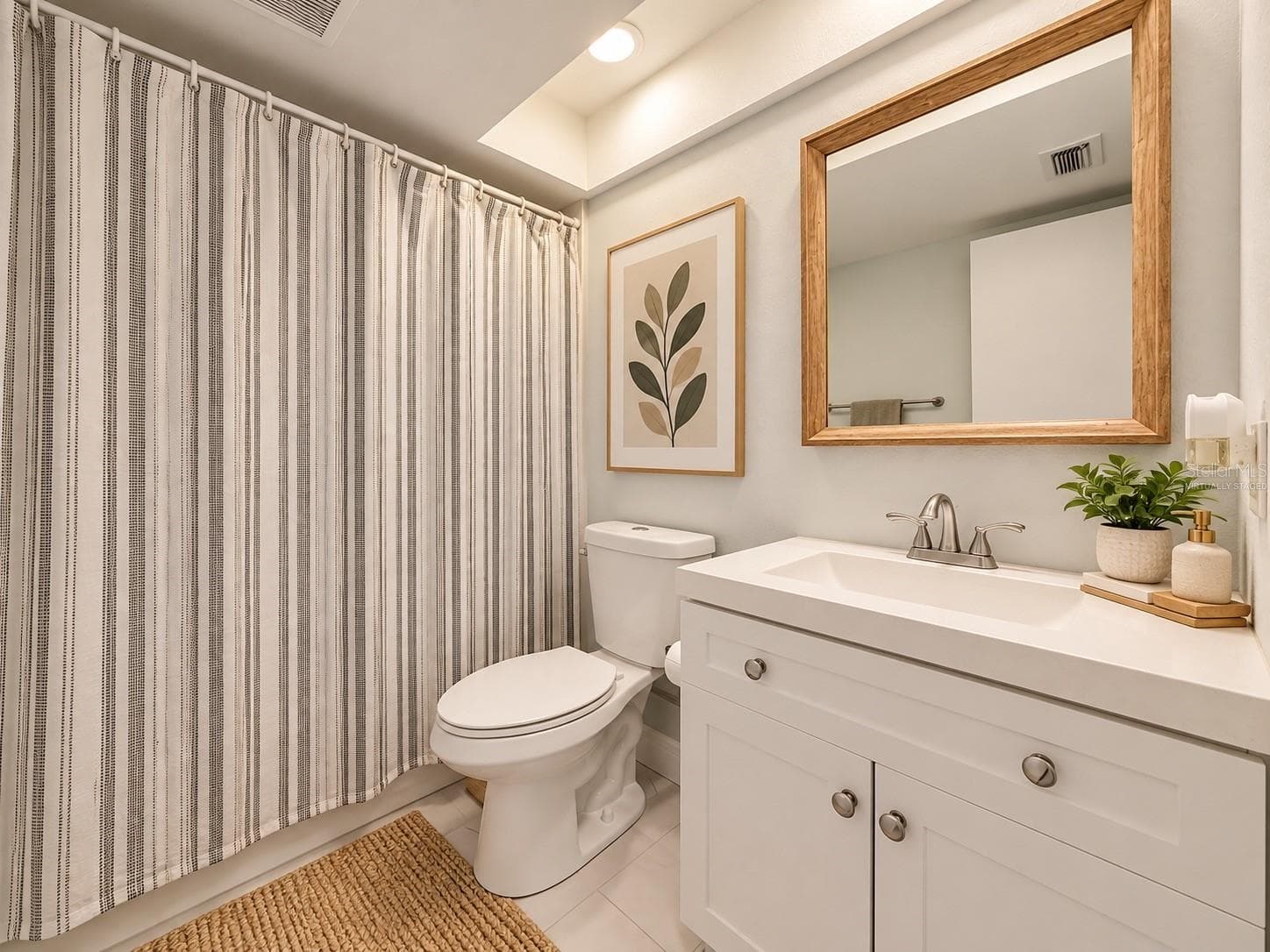 Bathroom: Virtually staged - 4405 W FAIR OAKS AVE #19, TAMPA