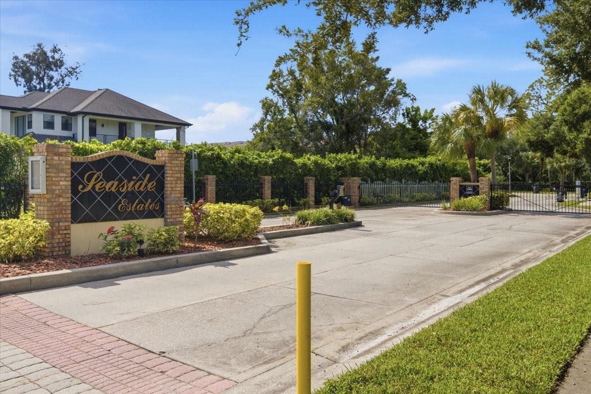 Townhouse at 116 BRENT CIR, OLDSMAR, photo 26 of 36