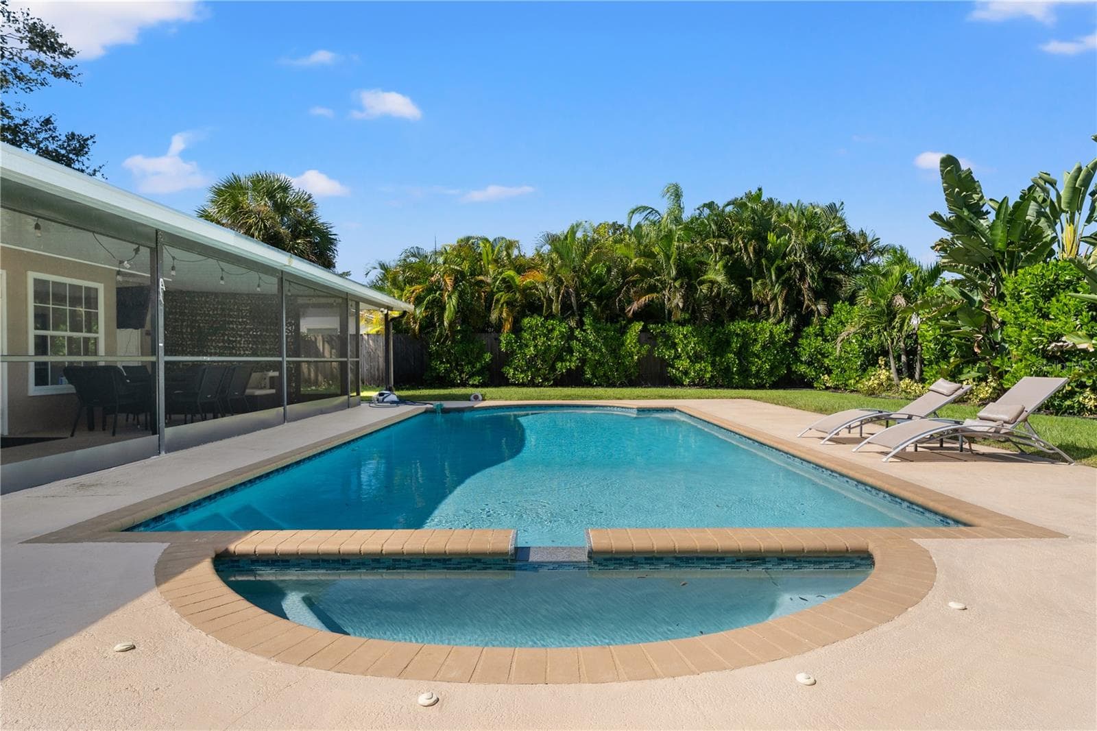 Single Family Residence at 5363 FOXWOOD DR, SARASOTA, photo 30 of 32
