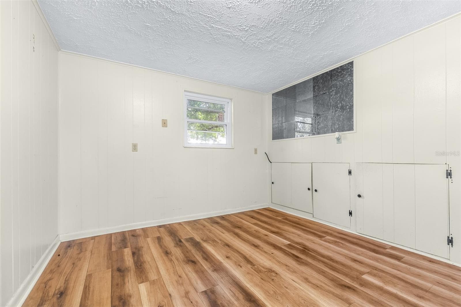 Single Family Residence at 2957 N TIVOLI RD, AVON PARK, photo 37 of 100