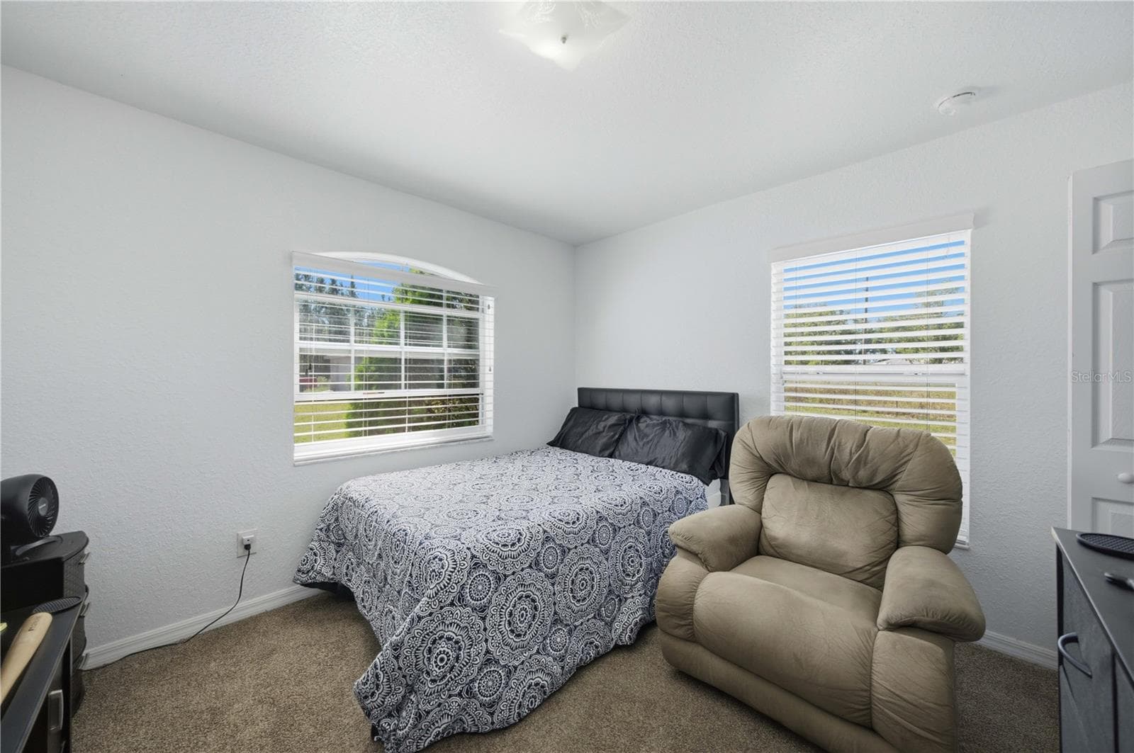 Single Family Residence at 8 OAK RUN CT, OCALA, photo 17 of 26