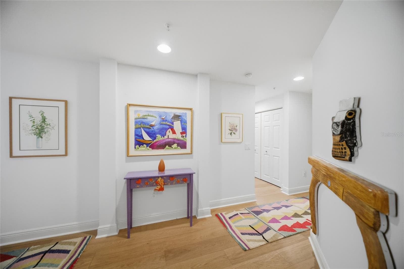 Foyer - 800 N TAMIAMI TRL #201, SARASOTA